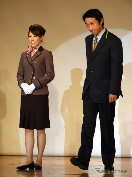 【写真蔵】はとバスEXPO…歴代制服ファッションショー