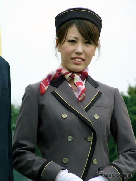 【写真蔵】はとバスEXPO…歴代制服ファッションショー