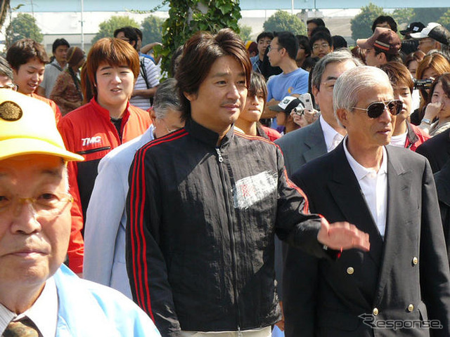 【MSジャパン08】グロック、エンジン吹っ飛ばしてバトンに勝つ!