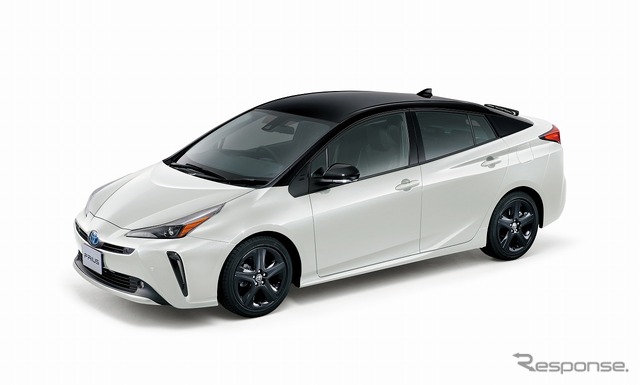 トヨタ プリウス S ツーリングセレクション ブラックエディション(2WD)(プレシャスブラックパール×プラチナホワイトパールマイカ)<オプション装着車>