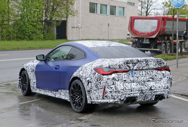 BMW M4クーペをベースとしたプロトタイプ(スクープ写真)