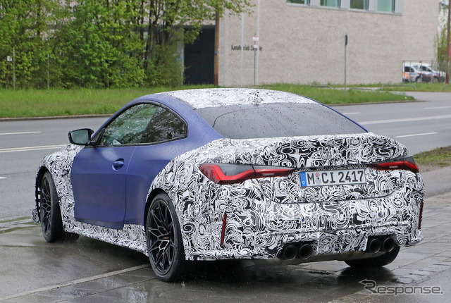 BMW M4クーペをベースとしたプロトタイプ(スクープ写真)