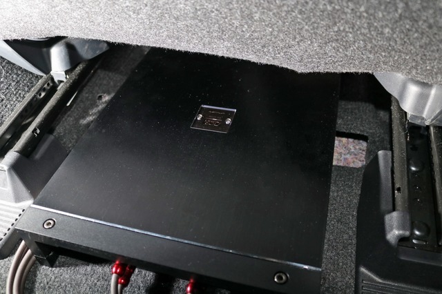 car audio newcomer! TOYOTA HILUX(オーナー:稲継 要さん) by サウンドステーション オートステーションK2 後編