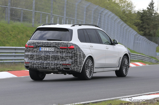 BMW X7 改良新型プロトタイプ(スクープ写真)