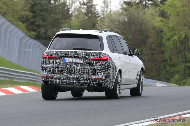 BMW X7 改良新型プロトタイプ(スクープ写真)