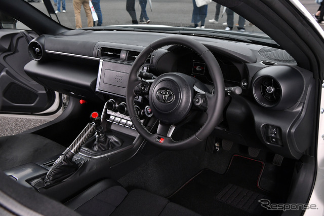 HKSのアフターパーツ、新型 86 コンセプトはファン投票2冠達成!…感じるパワー、魅せるエアロを意識