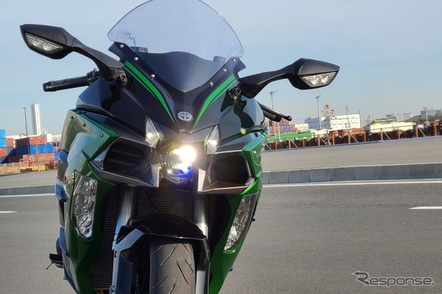 カワサキ Ninja H2 SX SE＋