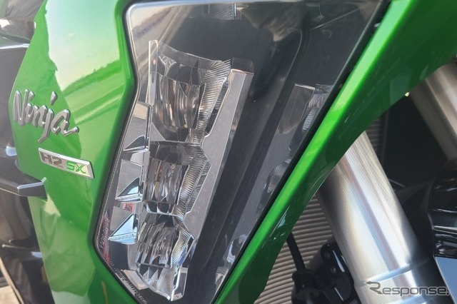 カワサキ Ninja H2 SX SE+