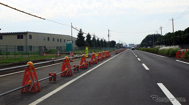 拡幅工事がすすむ県道69号宇都宮茂木線、宇都宮ライトレールの線路は道路中央に