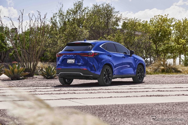 レクサスNX新型:450h+F SPORT