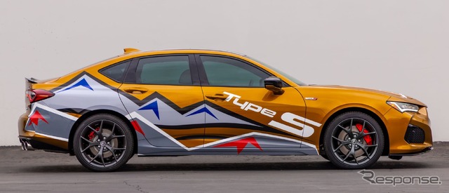 アキュラ TLX 新型の「タイプS」の「パイクスピーク2021」ペースカー仕様