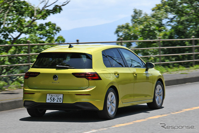 VW ゴルフ eTSI Active