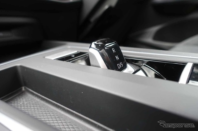 VW ゴルフ 新型(eTSI アクティブ)