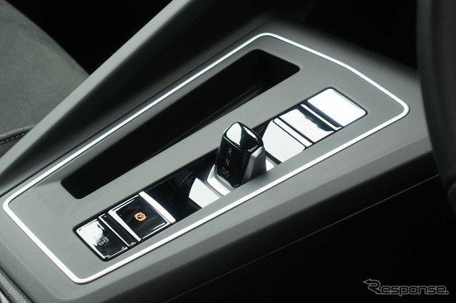 VW ゴルフ 新型(eTSI アクティブ)