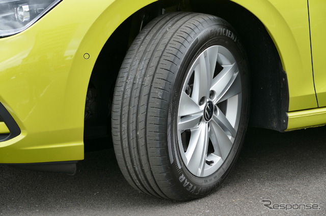 VW ゴルフ 新型(eTSI Active)