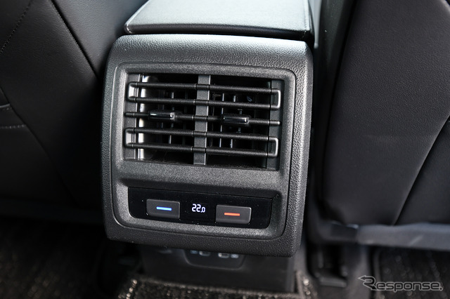 VW ゴルフ 新型(eTSI R-Line)