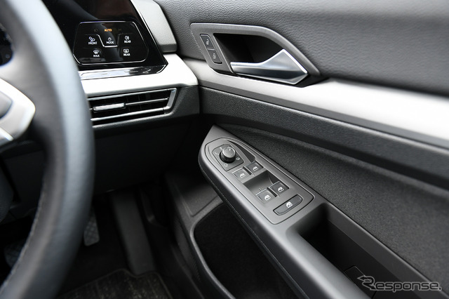 VW ゴルフ 新型(eTSI Active)
