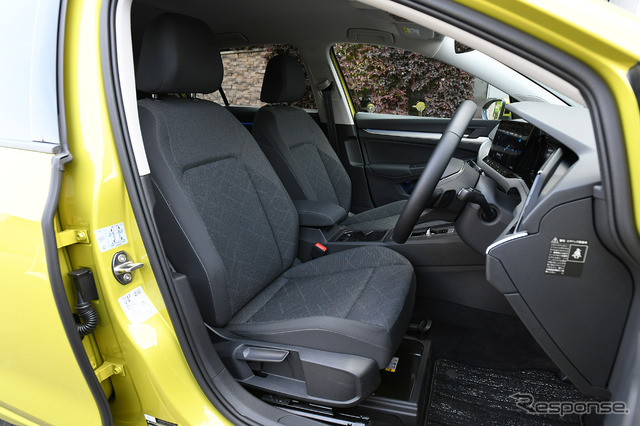 VW ゴルフ 新型(1.0 eTSI Active)