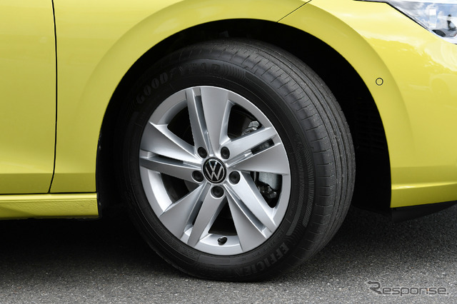 VW ゴルフ 新型(1.0 eTSI Active)