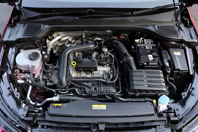VW ゴルフ 新型(eTSI Active)の1.0リットルエンジン