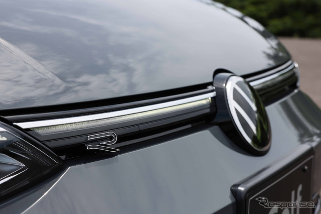 VW ゴルフ 新型(eTSI R-Line)