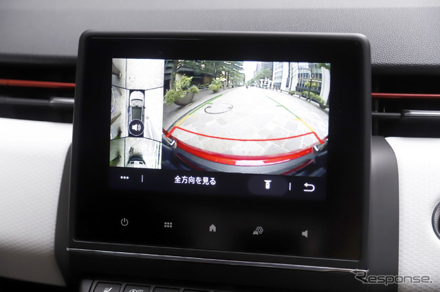 ルノー ルーテシア 新型試乗 360°カメラ表示