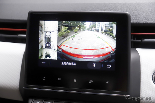 ルノー ルーテシア 新型試乗　360°カメラ表示