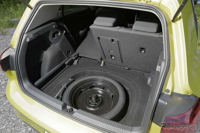 VW ゴルフ 新型(eTSI スタイル)