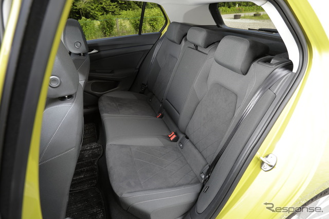 VW ゴルフ 新型(eTSI スタイル)