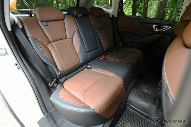 スバル フォレスター 改良新型(Advance)