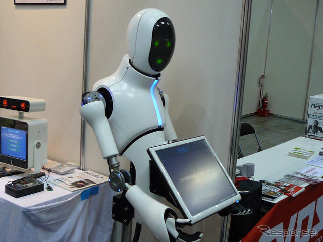 ROBO_JAPAN08…最新ロボットが大集合!
