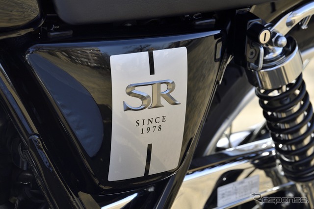 ヤマハ SR400 Final Edition(ダークグレーメタリックN)