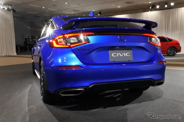 ホンダ シビック新型(アクセサリー装着車)