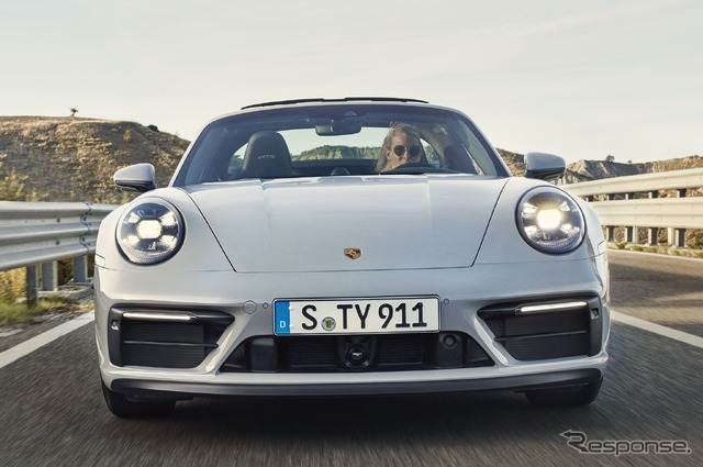ポルシェ 911 GTS 新型
