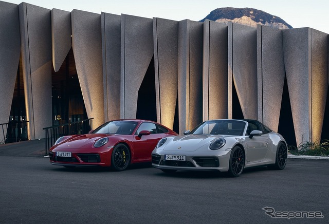 ポルシェ 911カレラGTS(左)とポルシェ 911タルガ4 GTS