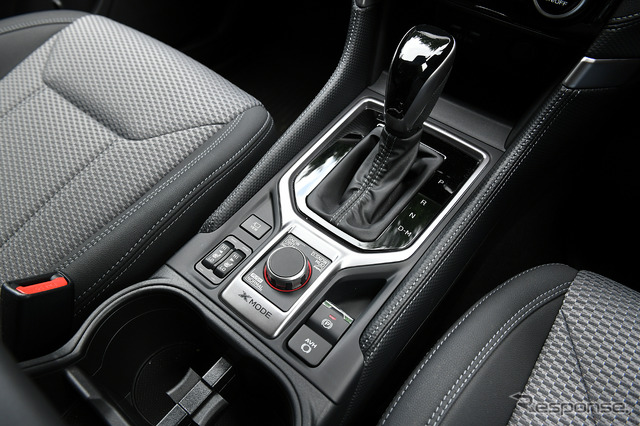 スバル フォレスター 改良新型(Touring)