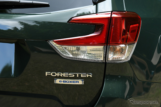スバル フォレスター 改良新型(Touring)