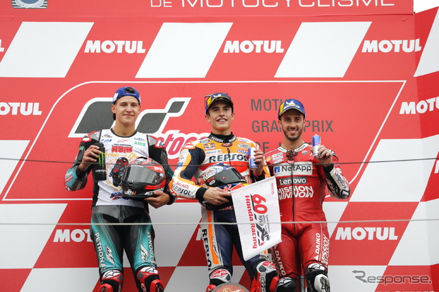 2019年MotoGP日本表彰台。優勝はマルク・マルケス選手