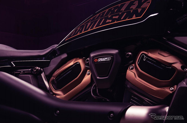 Revolution Max搭載の新モデルを発表