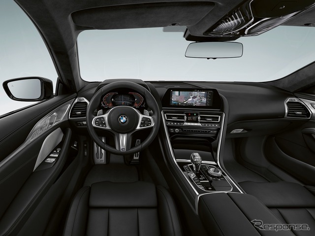 BMW 8シリーズ フローズンブラックエディション