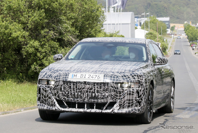 BMW 7シリーズ 次期型プロトタイプ(スクープ写真)