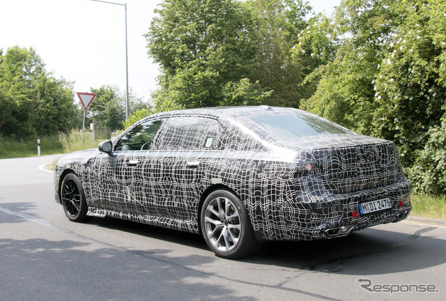 BMW 7シリーズ 次期型プロトタイプ(スクープ写真)