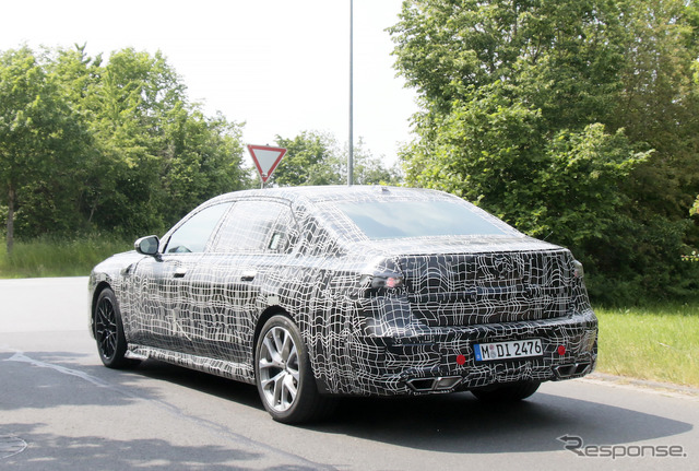 BMW 7シリーズ 次期型プロトタイプ(スクープ写真)