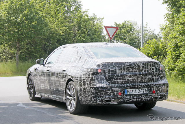 BMW 7シリーズ 次期型プロトタイプ(スクープ写真)
