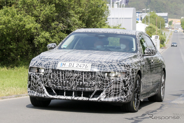 BMW 7シリーズ 次期型プロトタイプ(スクープ写真)