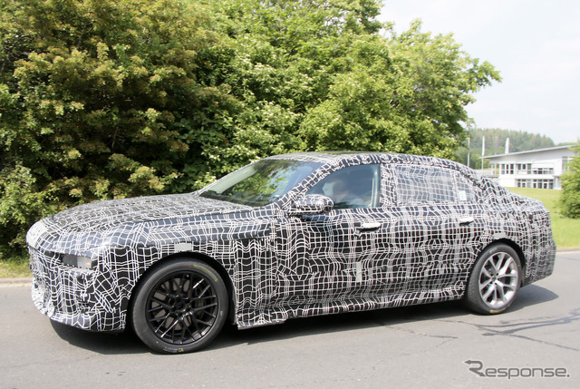 BMW 7シリーズ 次期型プロトタイプ(スクープ写真)