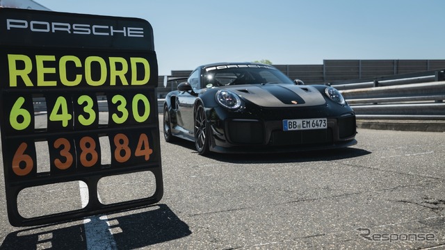 ポルシェ911 GT2 RS のニュルブルクリンク北コースのタイムアタック