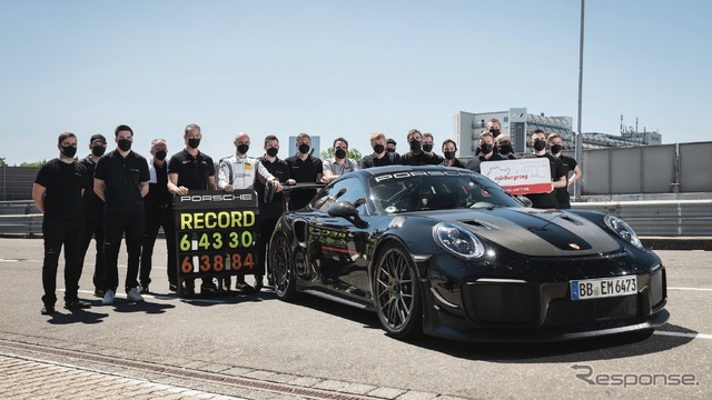 ポルシェ911 GT2 RS のニュルブルクリンク北コースのタイムアタック