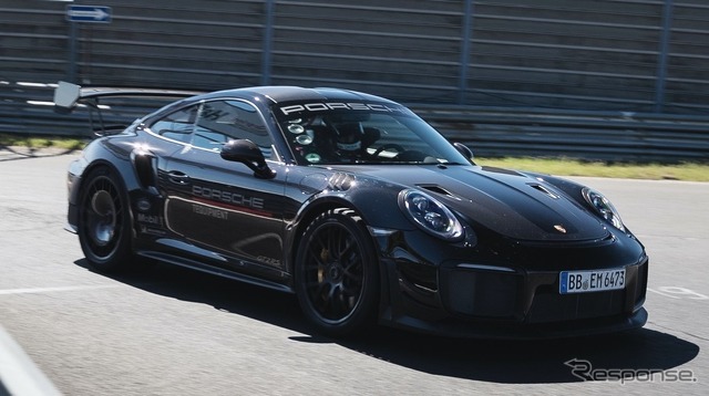 ポルシェ911 GT2 RS のニュルブルクリンク北コースのタイムアタック