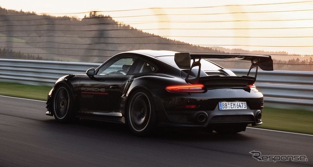 ポルシェ911 GT2 RS のニュルブルクリンク北コースのタイムアタック